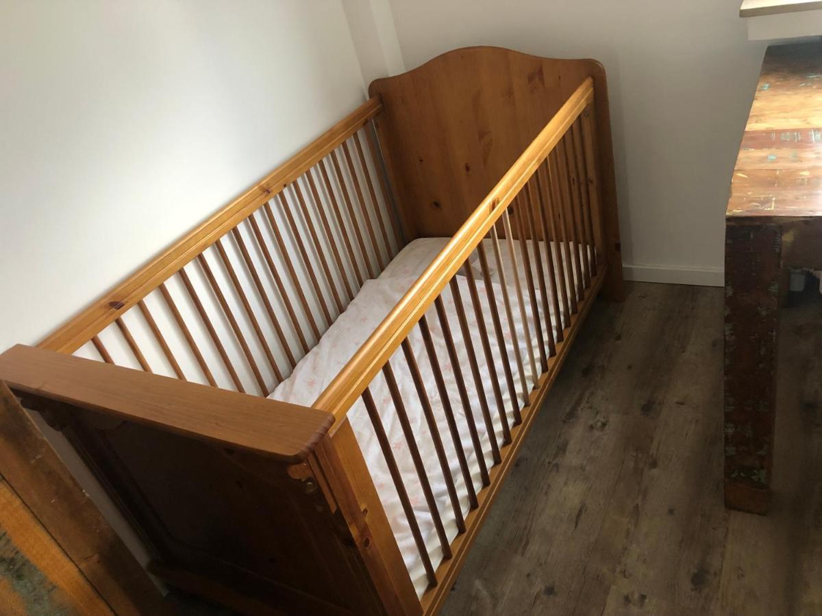 Bel Art Etage Mit Grossem Parkplatz Lägenhet Haan Exteriör bild